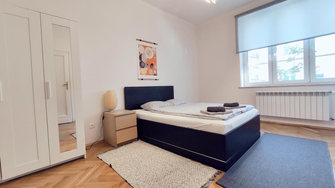 Barska 21 By Homeprime Krakkó Kültér fotó